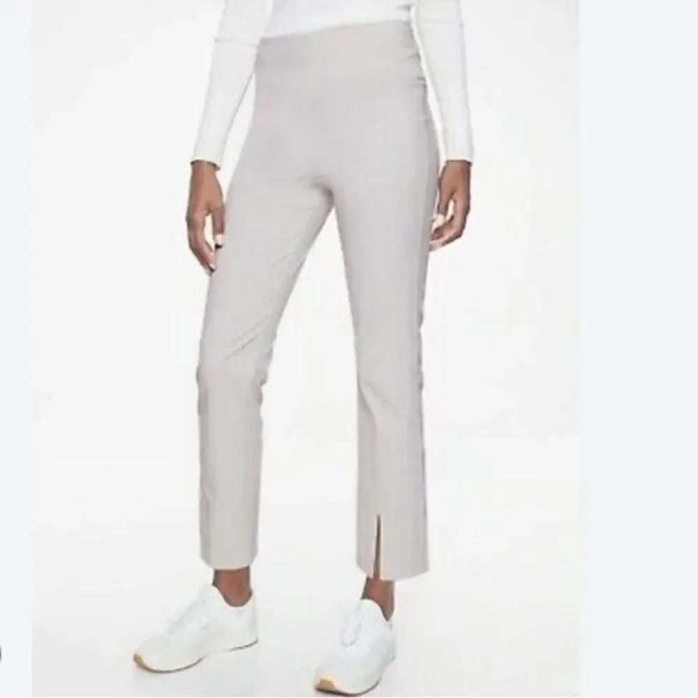 Athleta Light Gray Wander Slim Straight Crop Pants Size 4